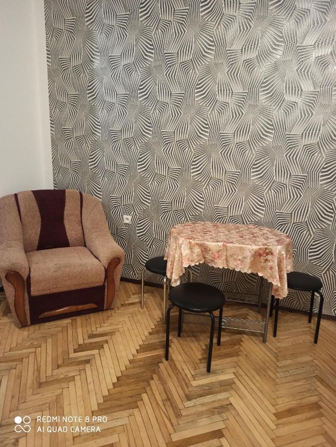 Apartament On Franka Street Daire Lviv Dış mekan fotoğraf